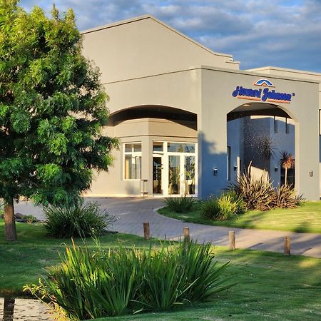 Howard Johnson Hotel & Resort Funes Eksteriør billede